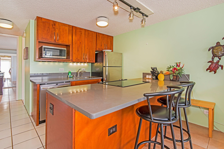 Exterior 3, Lucious Green Golf Course-mt Views at Canal House W/washer-dryer & Parking, Honolulu