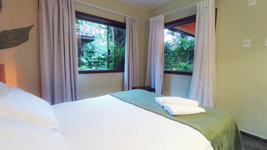 Room 2, QG Guest House - Guarujá, Guarujá