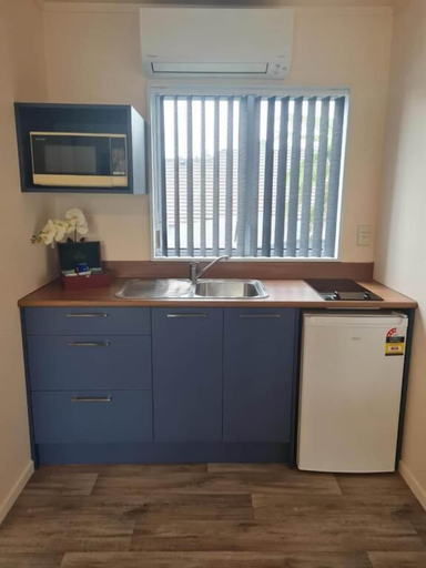 Private kitchen 4, ASURE Avenue Heights Motel, Whangarei