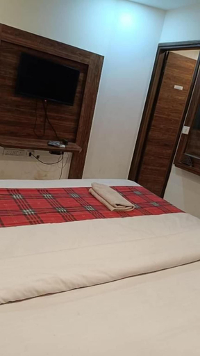 Bedroom 5, Hotel North-East, Sahibzada Ajit Singh Nagar