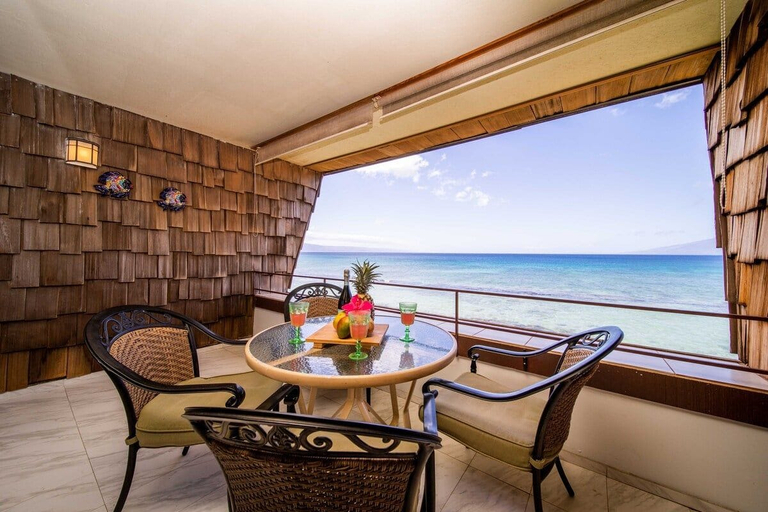 Interior 3, Summer Sale! Remodeled Beachfront 2BD w Ocean Views AC - Kulakane 306, Maui