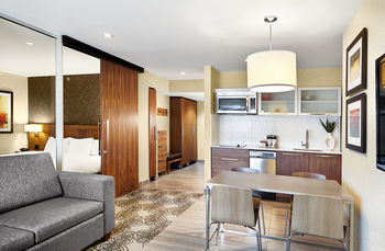 Others 5, Ômage Hotel, Montreal Laval, a Tribute Portfolio Hotel, Laval