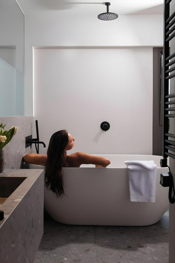Bathroom 4, Naus Hotel, Peloponnese