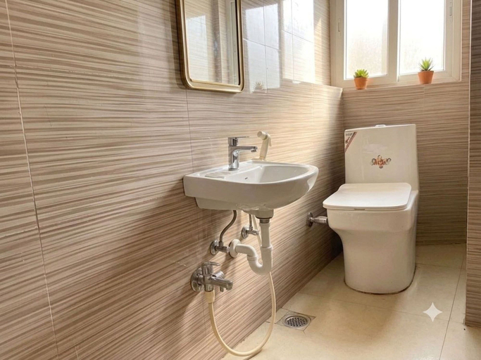 Bathroom 3, Deluxe Room Iubit Hotel, South 24 Parganas