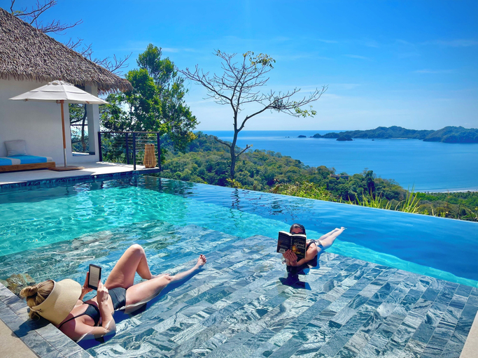 Sport & Beauty 4, Organica Yoga Shelter, Puntarenas