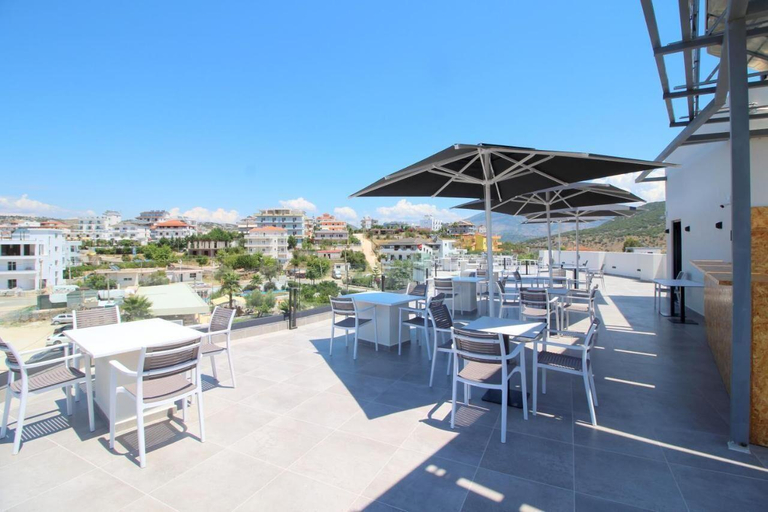Food & Drinks 5, Blue Eye Hotel, Sarandës