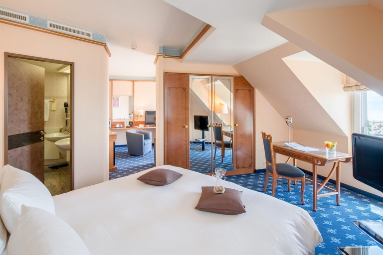 Bedroom 2, Hotel Mirabeau, BW Signature Collection, Lausanne