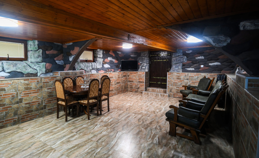 Food & Drinks 5, Prestige Guest House, Kutaisi