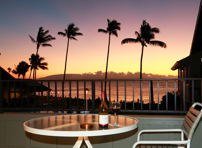 Interior 4, Spacious 2BD Condo w Oceanviews and Sunsets - Kahana Village 17, Maui