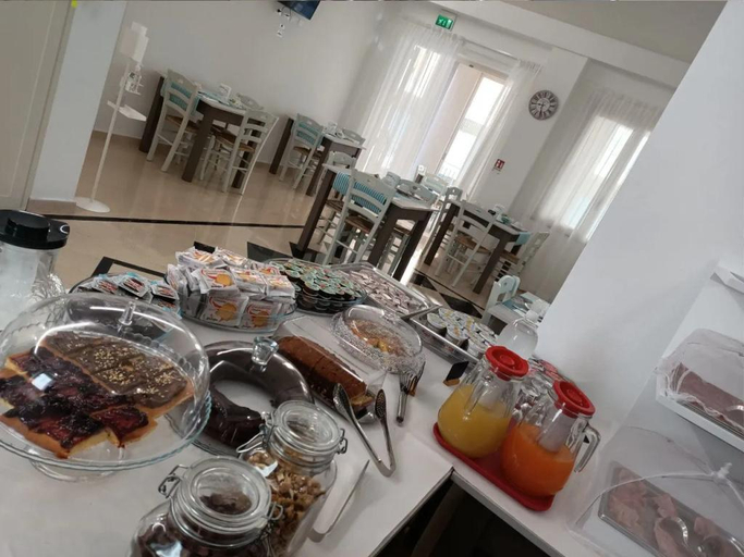 Food & Drinks 5, Hotel Bed and Book, Rimini