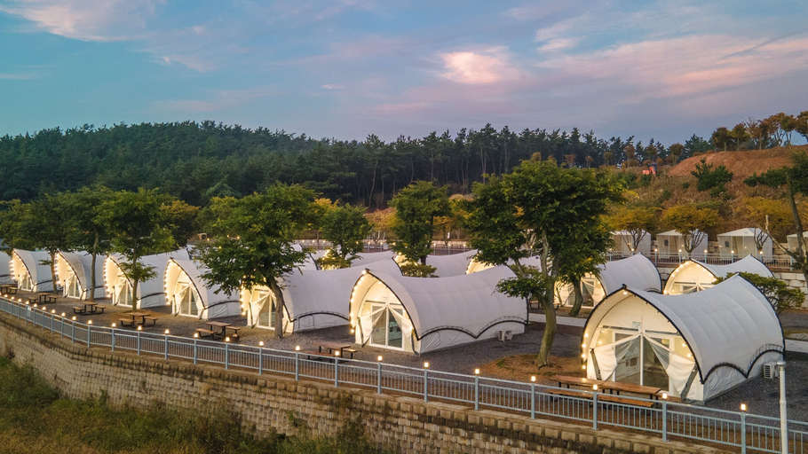 Exterior & Views 2, Boryung Oz Camping Glamping, Taean