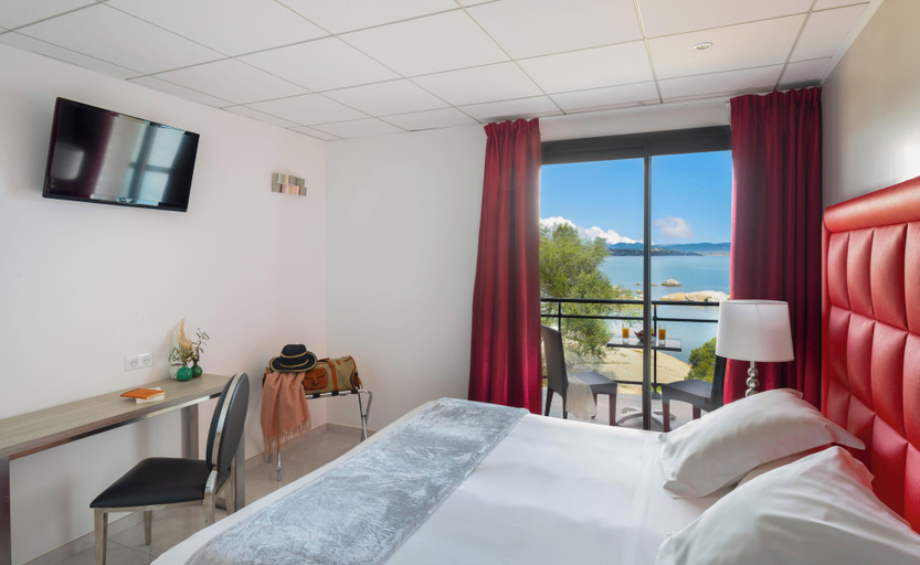 Bedroom 2, LES ROCHES BLANCHES, Corse-du-Sud