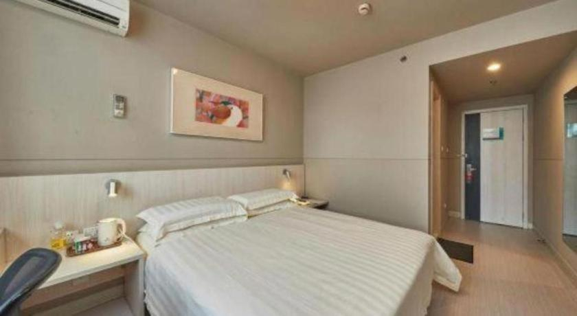 Bedroom 5, Jinjiang Inn Shanghai Qingpu, Shanghai