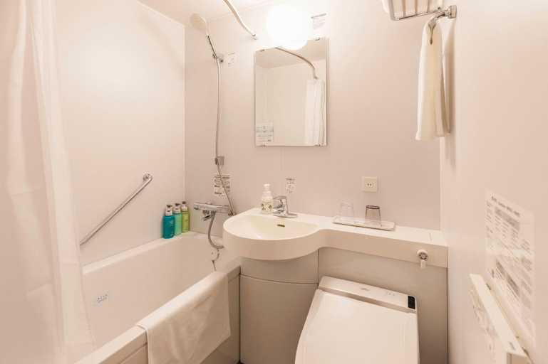 Bathroom 4, Sotetsu Fresa Inn Yodoyabashi, Osaka