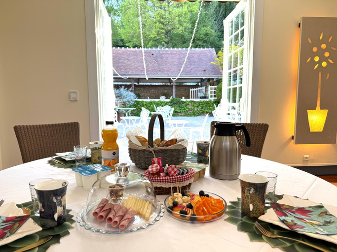 Food & Drinks 5, Domaine de l’Orangerie - La Suite Clementine, Seine-et-Marne