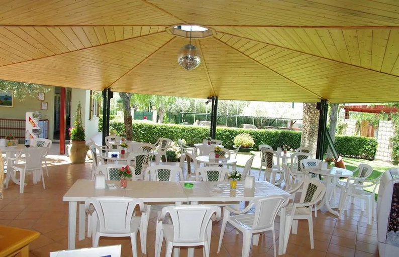 Food & Drinks 4, Stunning apartment for 3 people in residence, Palermo