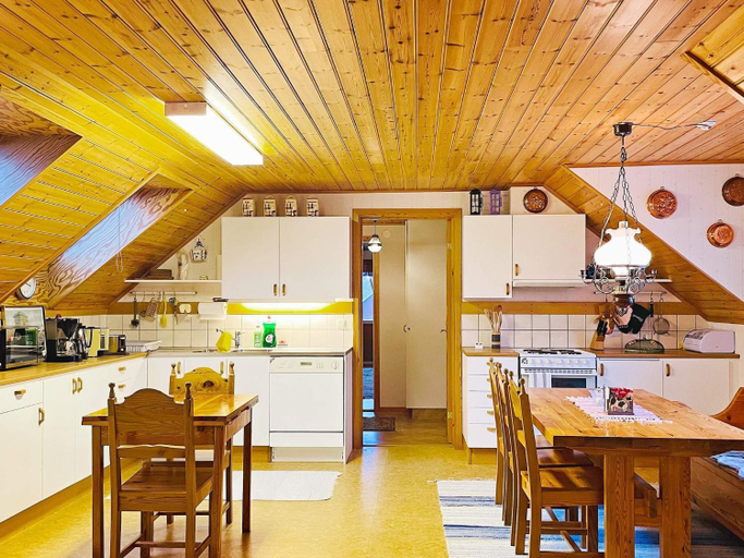 Food & Drinks 5, person holiday home in BRALANDA-By Traum, Vänersborg