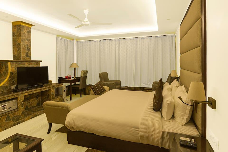 Bedroom, ECKO Antarman on the Ganges, Hardwar
