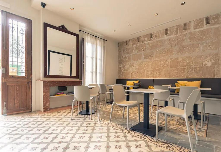 Food & Drinks 5, unic, turisme d'interior., Baleares