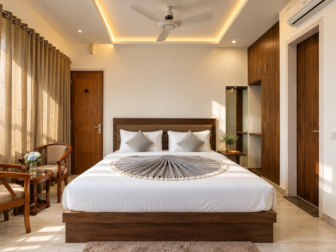 Bedroom 2, Navya Stays - Stay Above the Lake, Nainital