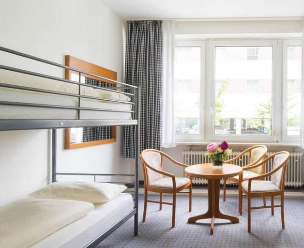 Bedroom 3, Airport Hostel, Hamburg