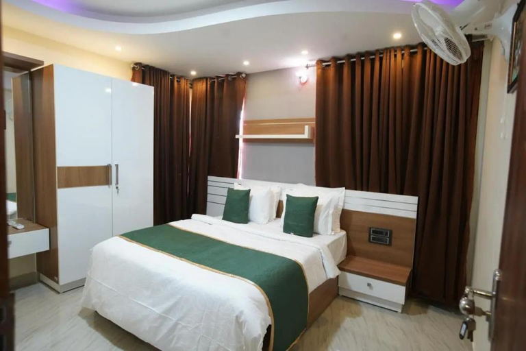 Bedroom 3, Builda Park Inn, Palakkad