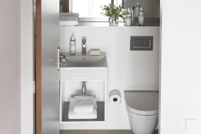 Bathroom 4, Eric Vokel Boutique Apartments - Riverfront Suites, Amsterdam