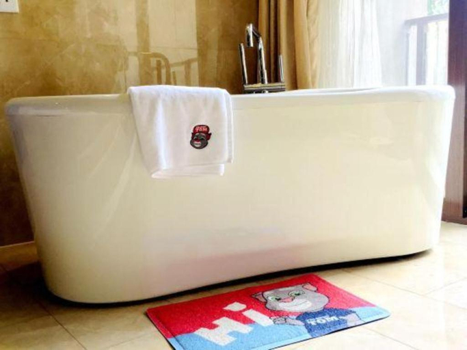 Bathroom 5, New Century Resort Jiulong Lake Ningbo, Ningbo