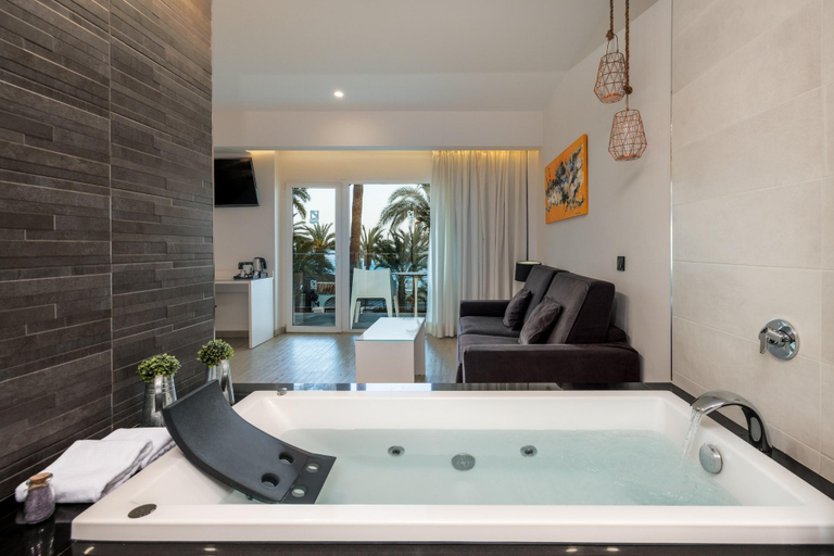 Bathroom 4, Playadulce Hotel, Almería