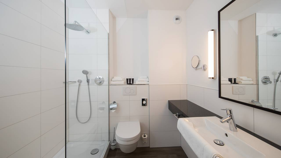 Bathroom 3, Bilderberg Grand Hotel Wientjes, Zwolle