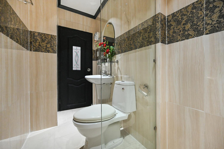 Bathroom, Victory Hotel Saigon South Near SECC, District 7