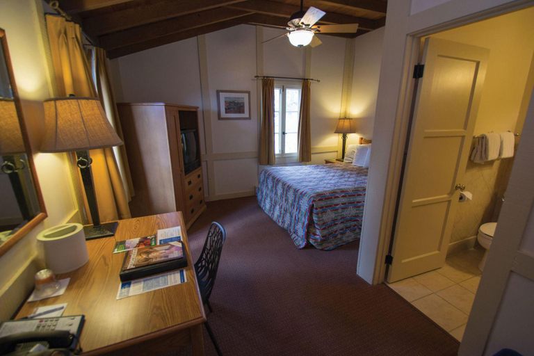 Bedroom 2, Bright Angel Lodge - Inside the Park, Coconino