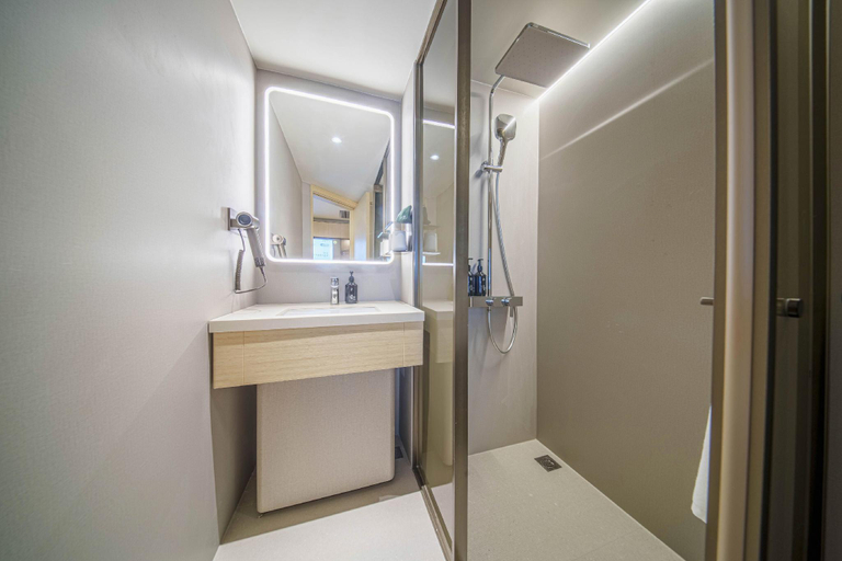Bathroom 4, JI Hotel Harbin West Railway Station Wanda Plaza, Harbin