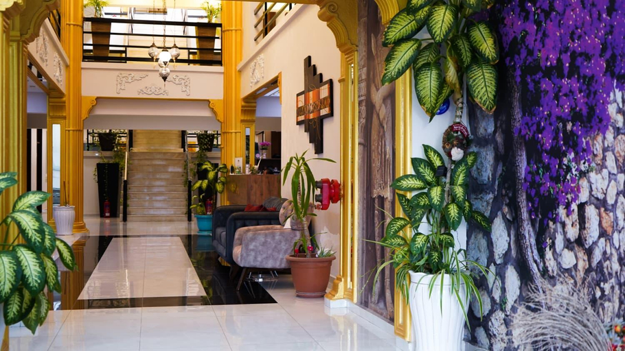 2, Enkaya Hotel