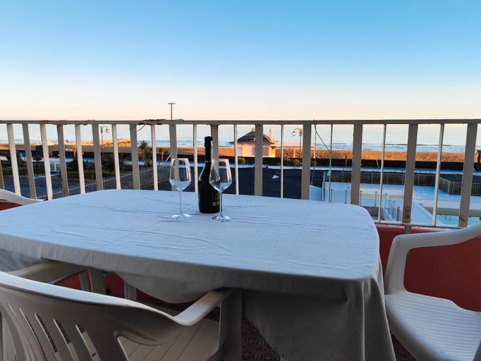 5, Bright apartment with balcony, Venezia