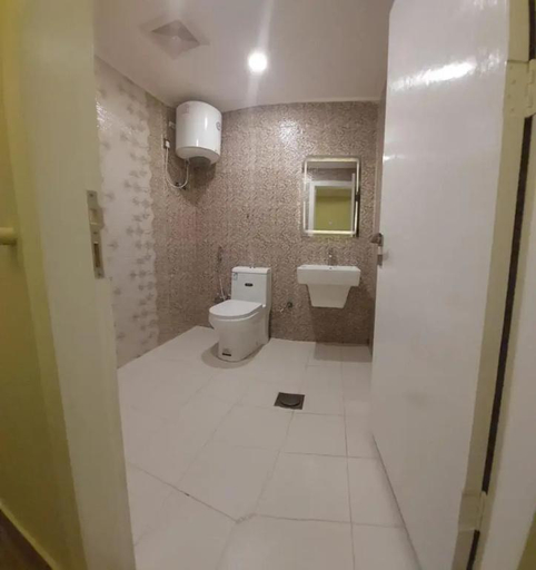 Bathroom 5, Golden Tulip Abha