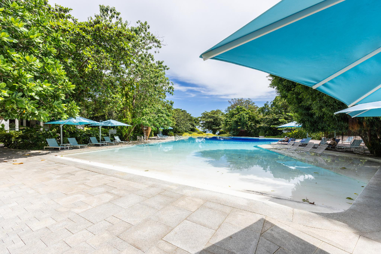 Swimming pool [outdoor] 5, Comfort Studio at Tambuli Residences Ocean View by Dominik Studio Apartment with Pool Balcony Mactan, Lapu-Lapu City