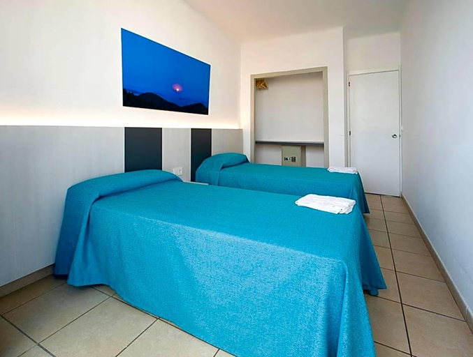 Bedroom 4, Apartamentos Tramuntana, Baleares