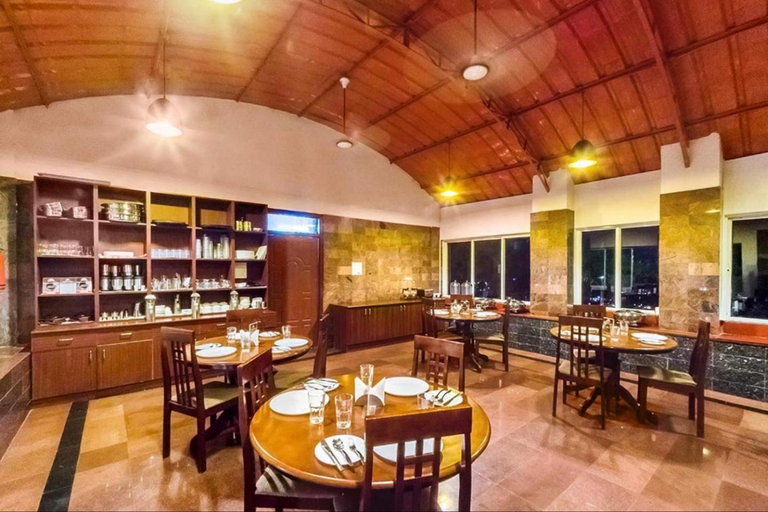 Food & Drinks, Summer House, Salem