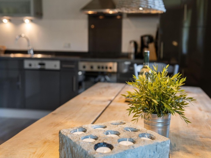 Food & Drinks 5, Chalet in Leogang near Ski Slopes, Zell am See