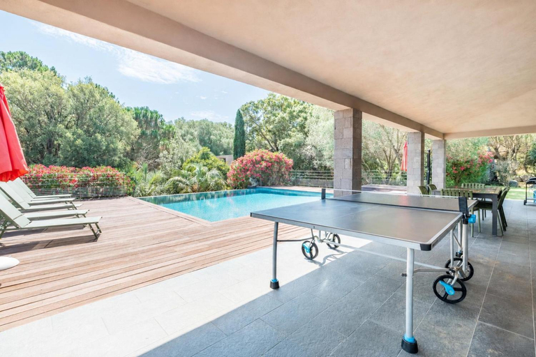Sport & Beauty 5, CASA GIABICONI Villa 10 personnes avec piscine, Corse-du-Sud