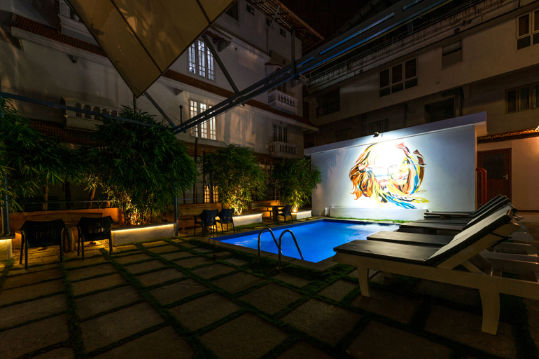 Sport & Beauty 2, NO 18 HOTEL, Ernakulam