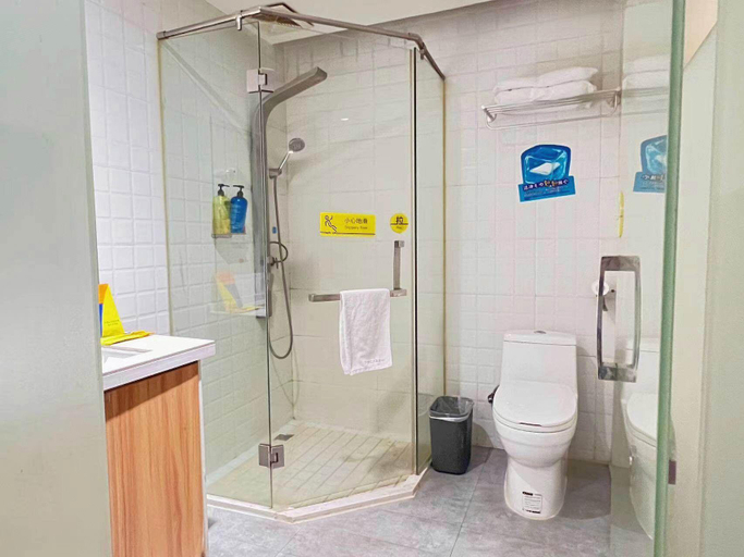 Bathroom 3, 7 Days Inn·Kaili Rongjiang Binjiang Avenue, Qiandongnan Miao and Dong