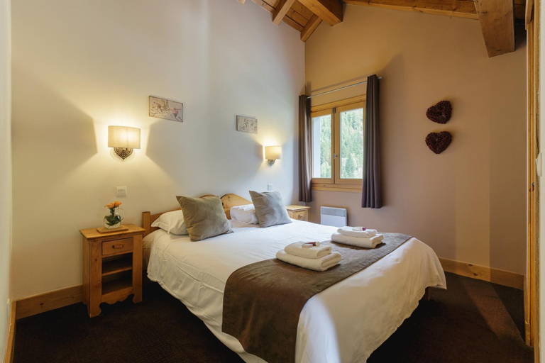 Bedroom 3, Residence and Spa Vallorcine Mont-Blanc, Haute-Savoie