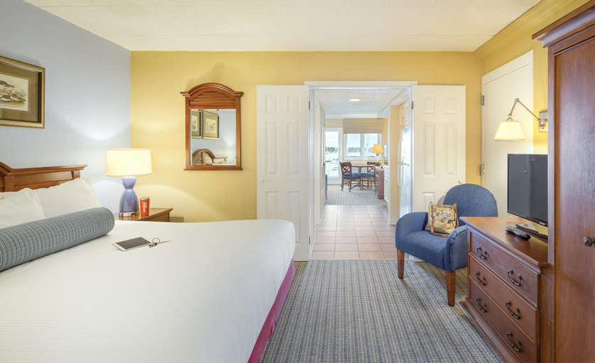 Bedroom 3, Wyndham Inn on Long Wharf, Newport
