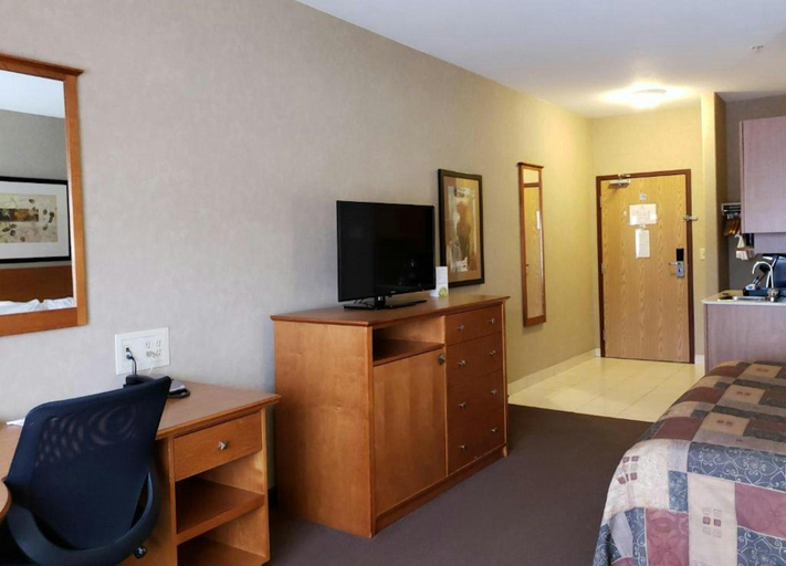 Bedroom 3, Canalta Stettler, Division No. 7
