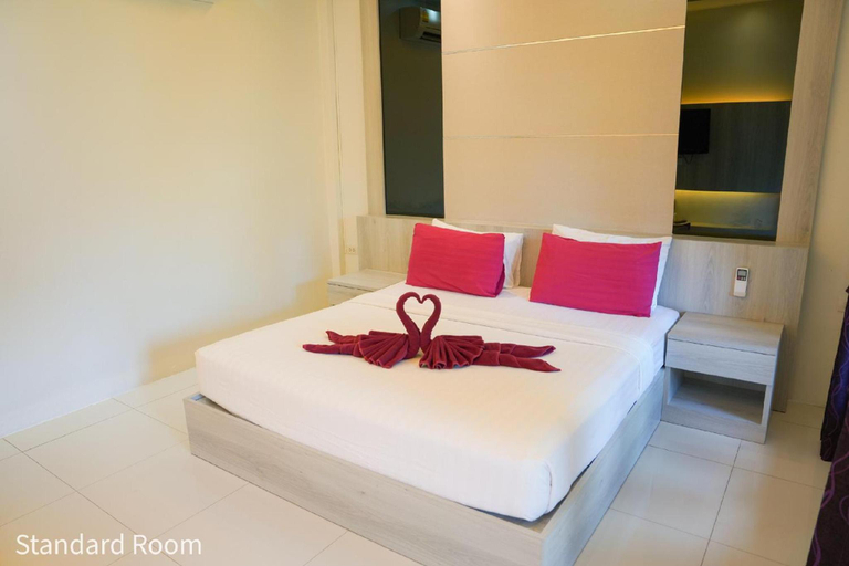 Bedroom 2, Silver Sand Hotel, Muang Rayong