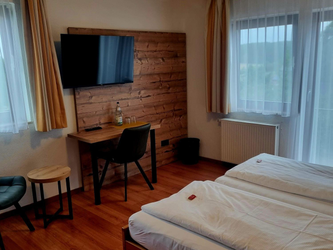 Bedroom 2, Landgasthof Traube, Heidenheim