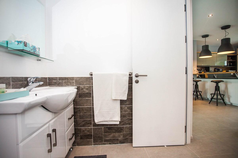 Bathroom 4, Suphattra House_VILLA 4BedRoom, Koh Chang