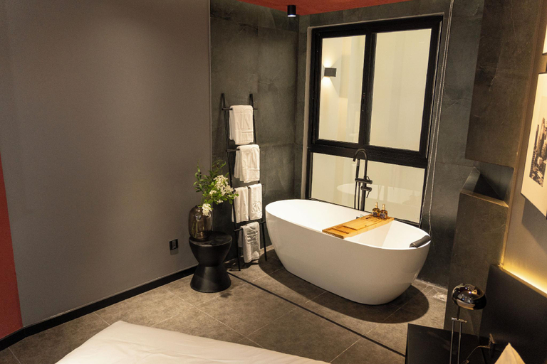 Bathroom 3, Kin Wander Tan Binh, The Mountain, Tân Bình
